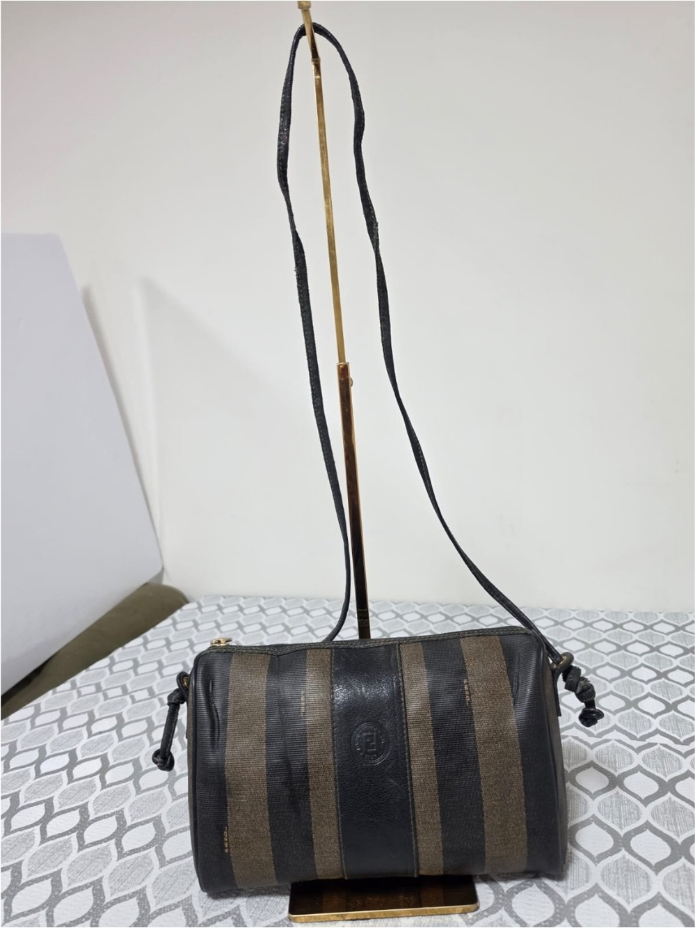 Fendi Pequin Shoulder Bag Black/Beige